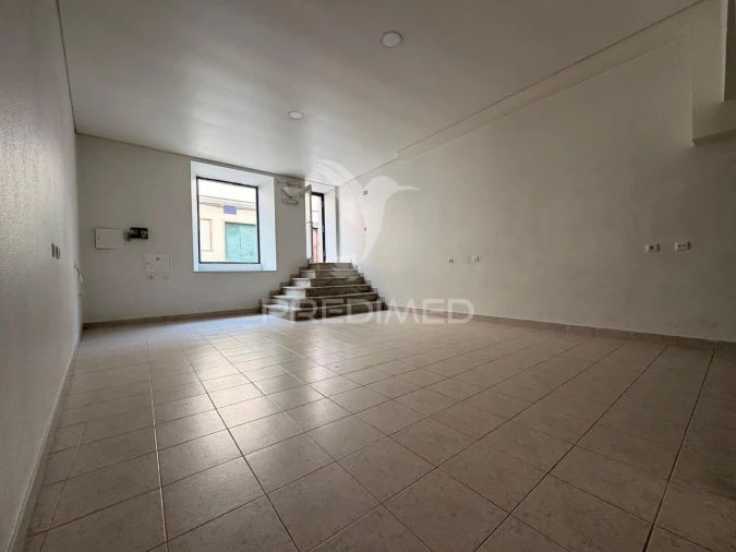 Loja para Arrendamento em Palmela Foto 14