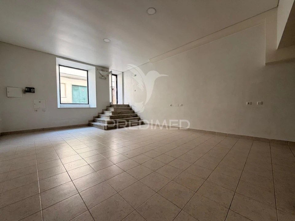 Loja para Arrendamento em Palmela Foto 32