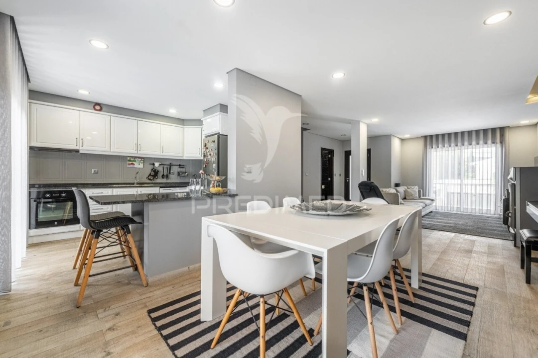 Moradia T3 para Venda em Carrazedo Foto 17