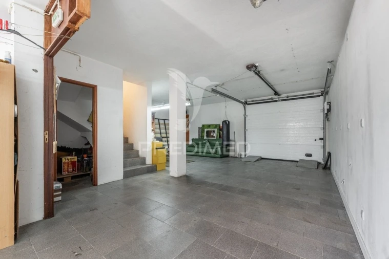 Moradia T3 para Venda em Carrazedo Foto 8