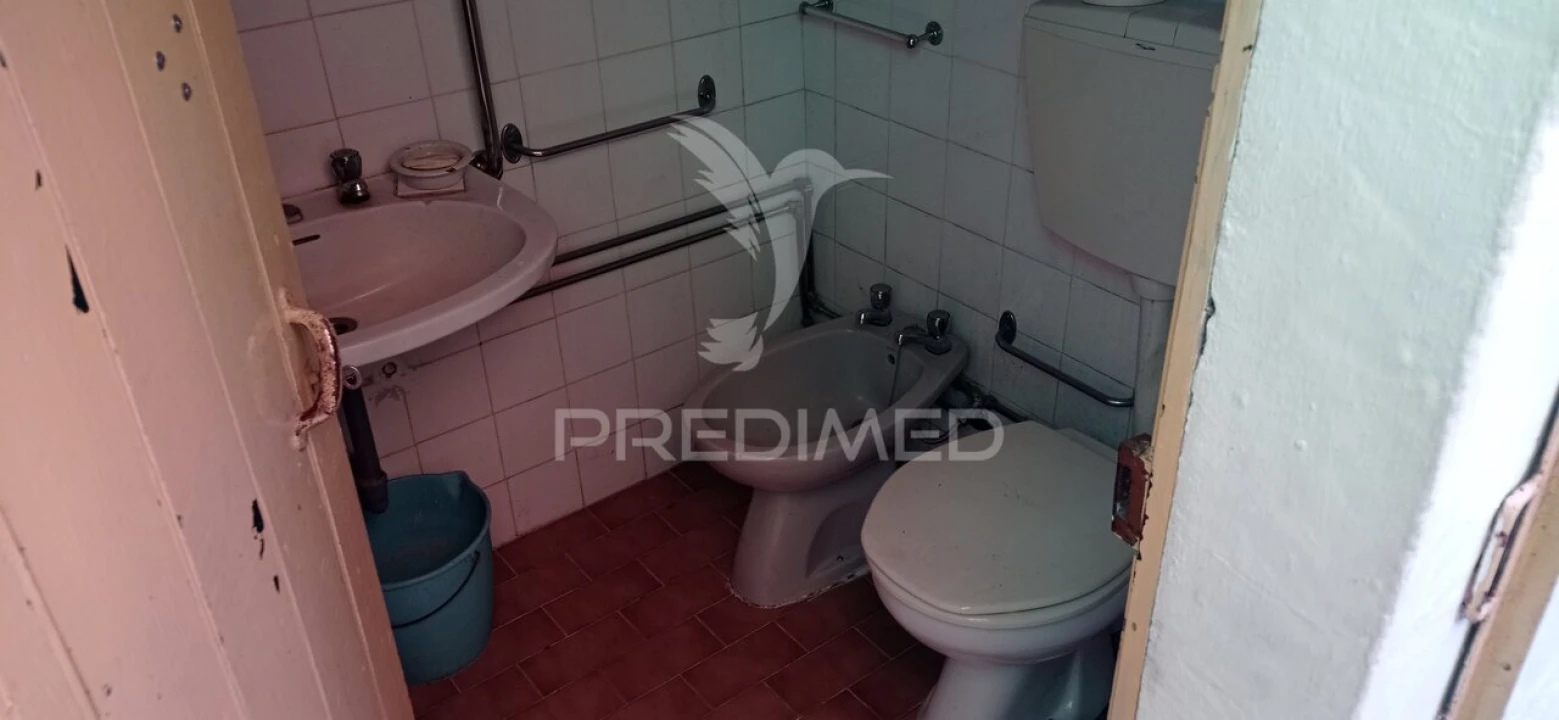 Moradia T4 para Venda em Aldeia da Mata Foto 17