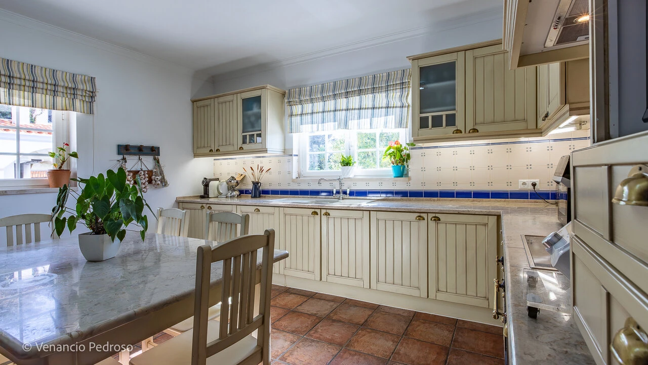 Quinta T5 para Venda em Encarnação Foto 5