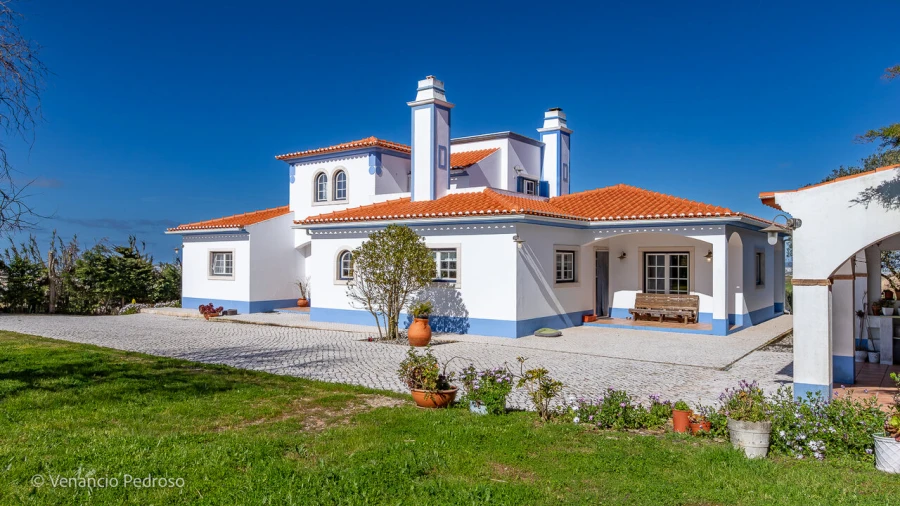 Quinta T5 para Venda em Encarnação Foto 1