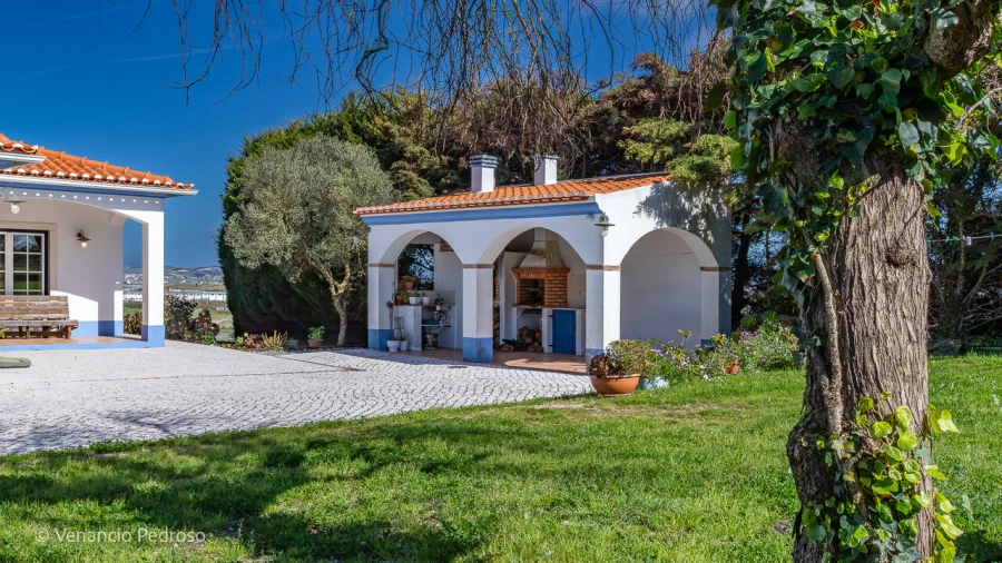 Quinta T5 para Venda em Encarnação Foto 2