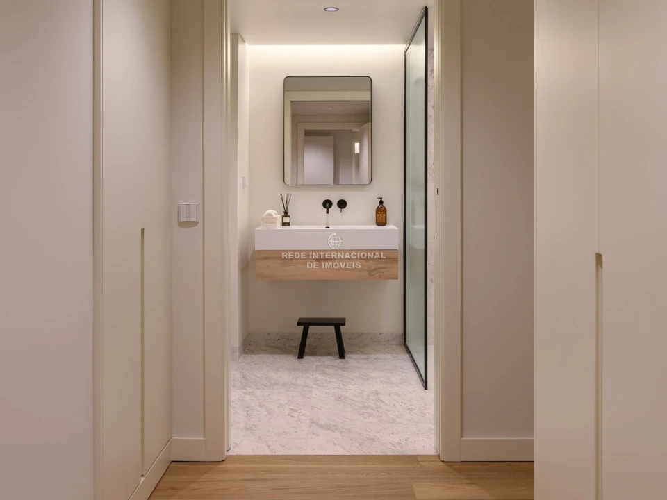 Apartamento T3 para Venda em Alvalade Foto 6