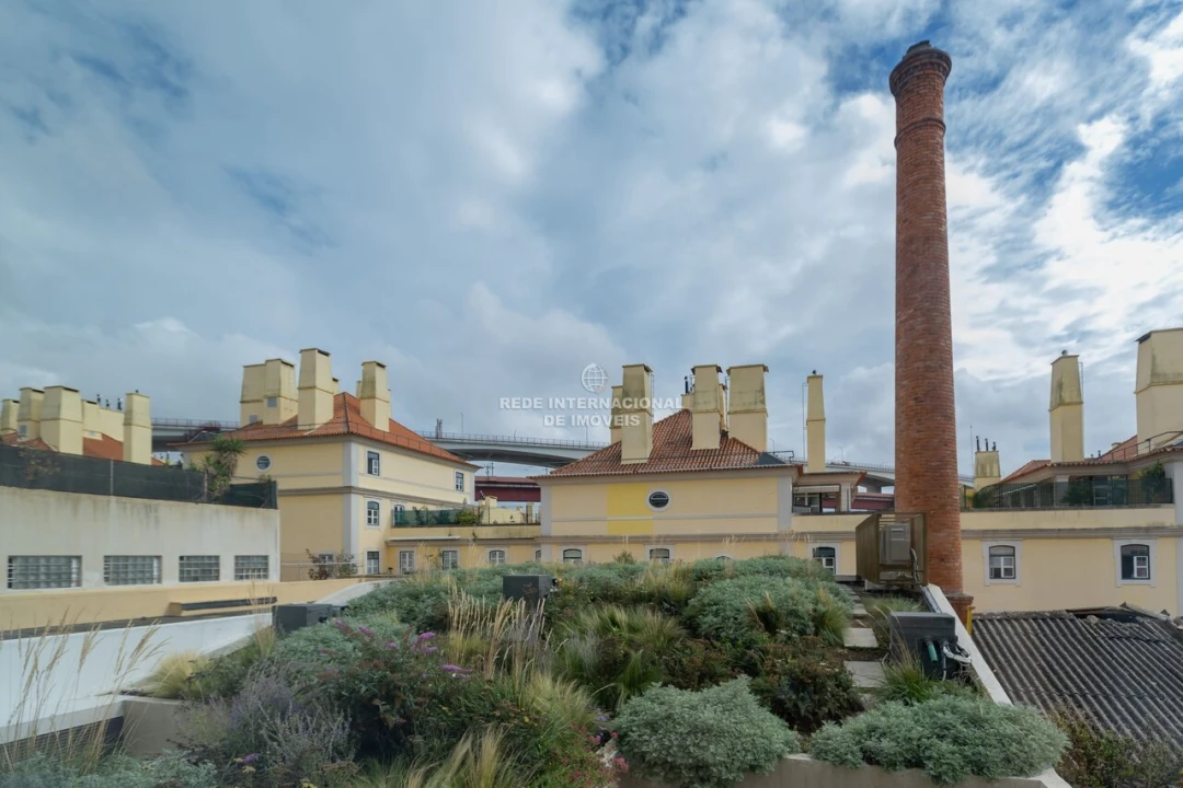 Apartamento T2 para Venda em Alcantara Foto 16