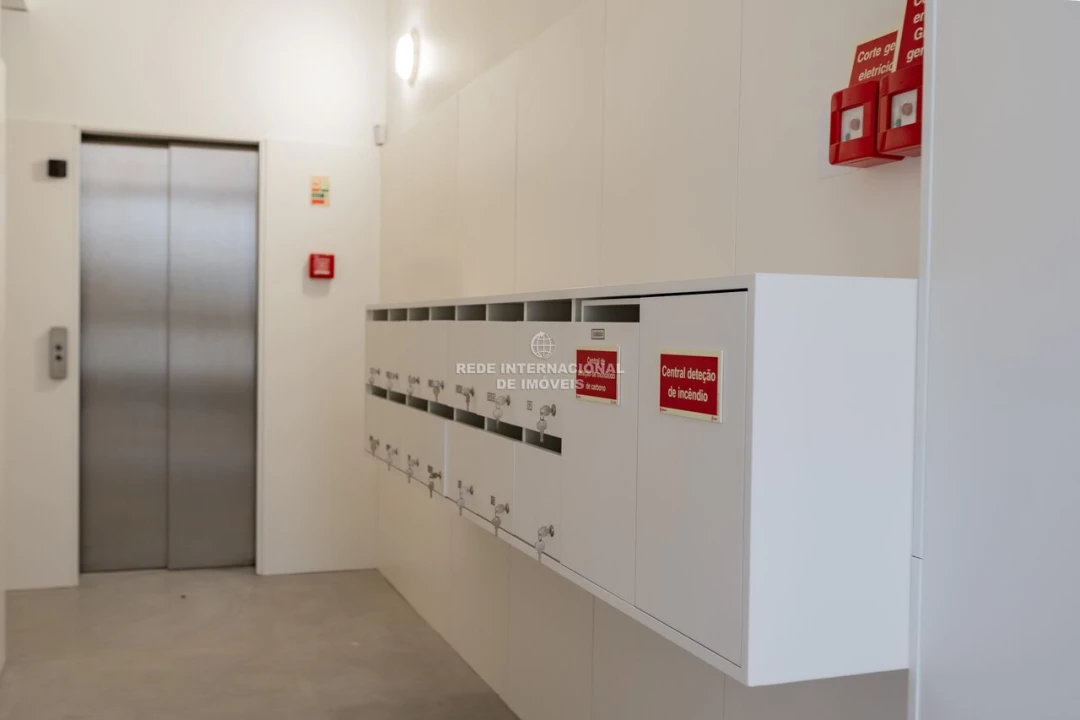 Apartamento T2 para Venda em Alcantara Foto 1