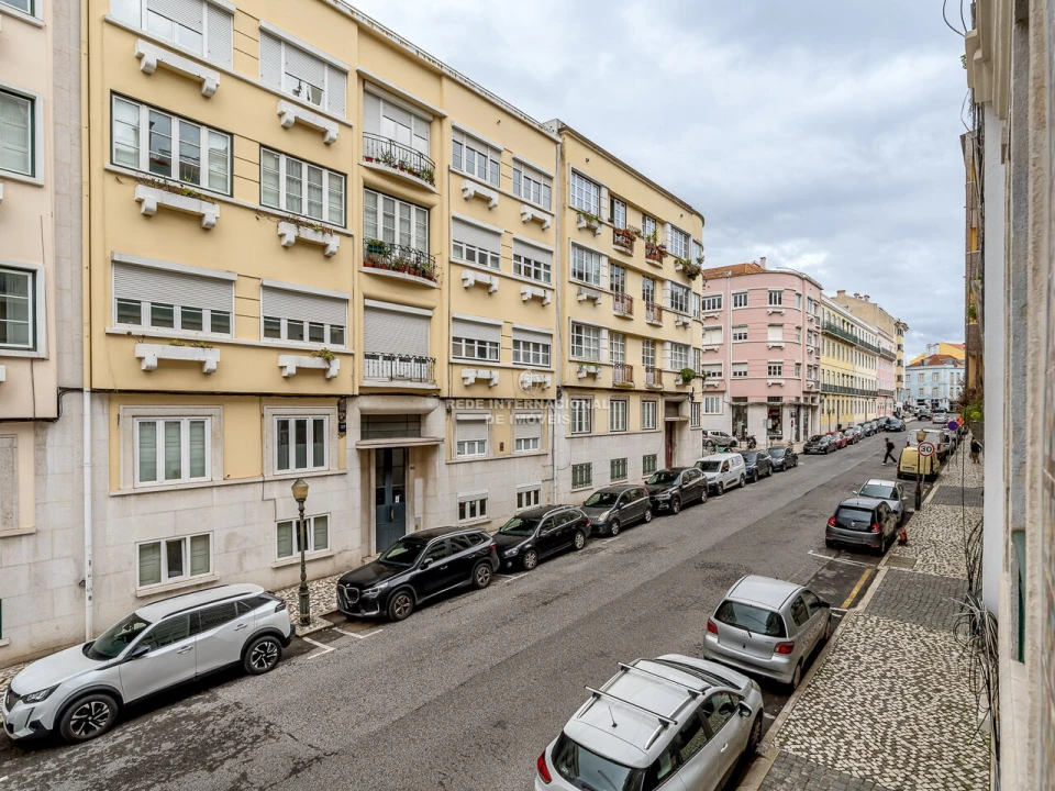 Apartamento T2 para Venda em Alcantara Foto 24