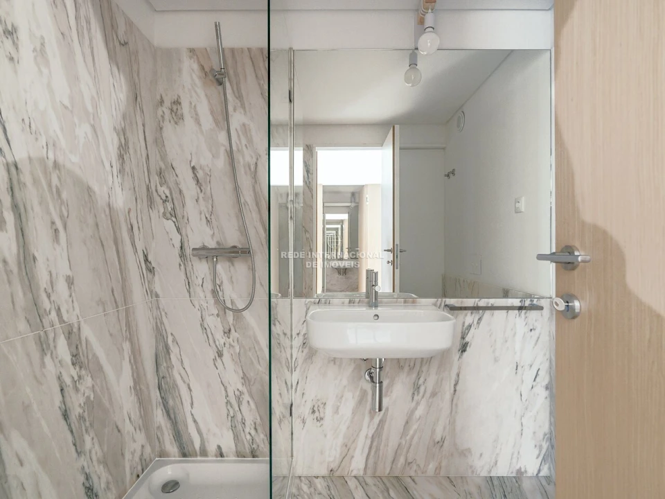 Apartamento T2 para Venda em Alcantara Foto 23