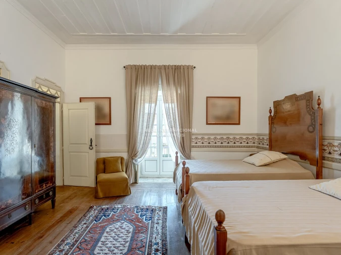 Moradia T7 para Venda em Carnide Foto 14