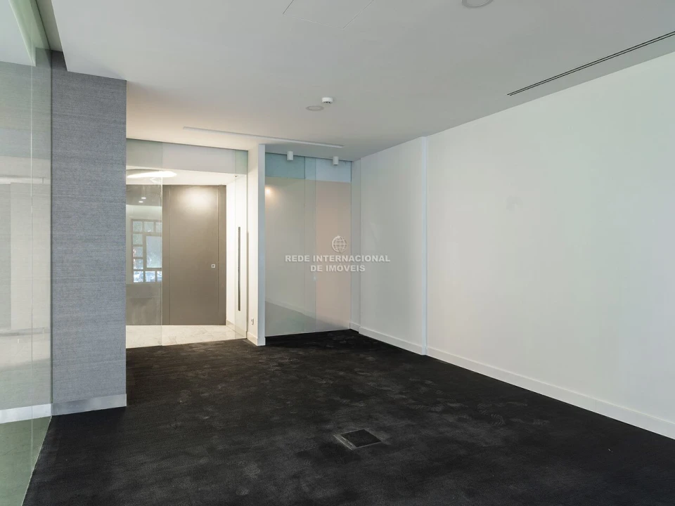 Escritório para Venda em Parque das Nações Foto 3