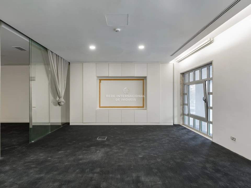 Escritório para Venda em Parque das Nações Foto 19