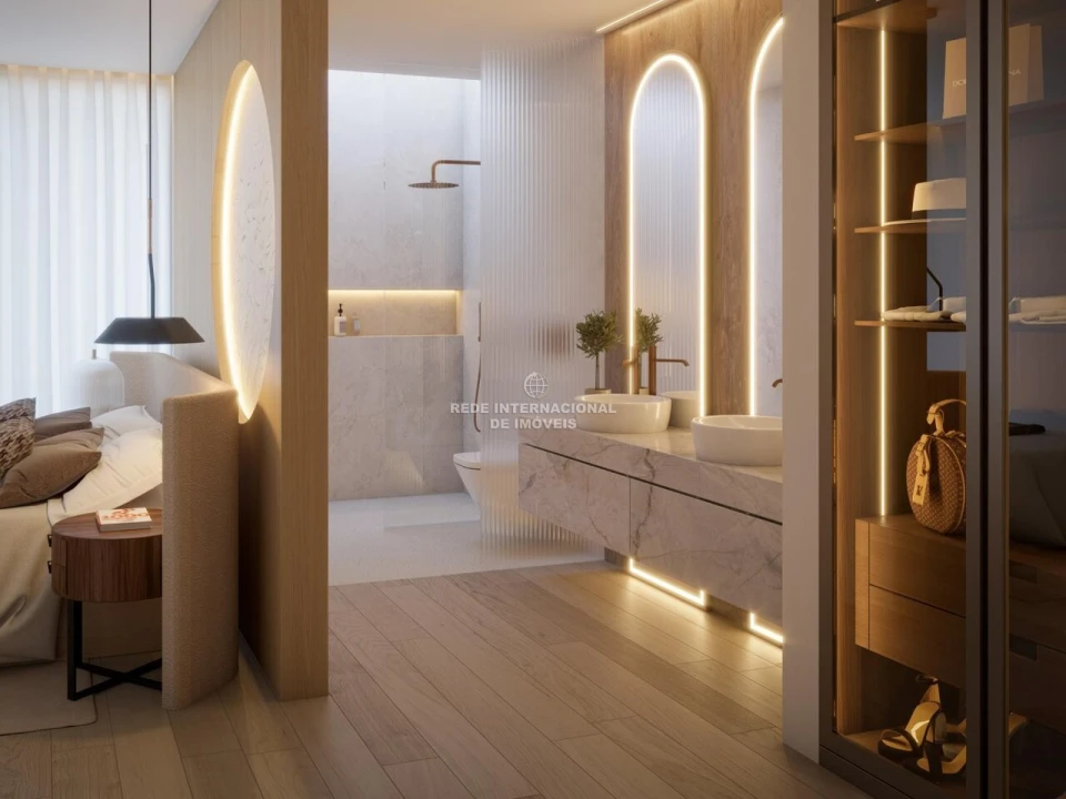 Moradia T4 para Venda em Arcozelo Foto 24