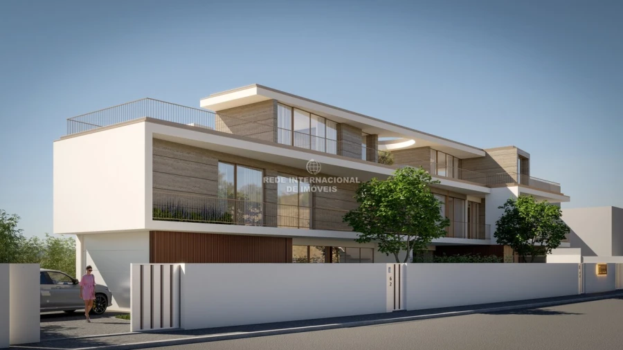 Moradia T4 para Venda em Arcozelo Foto 31