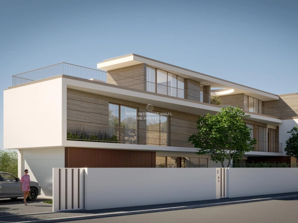 Moradia T3 para Venda em Arcozelo Foto 8