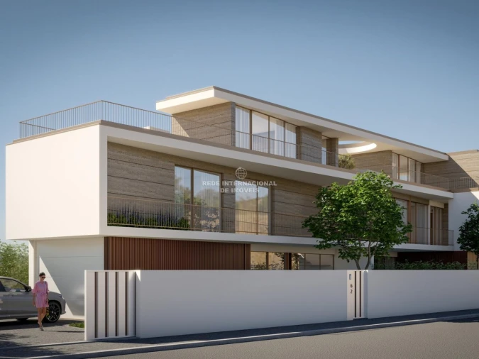 Moradia T3 para Venda em Arcozelo Foto 8