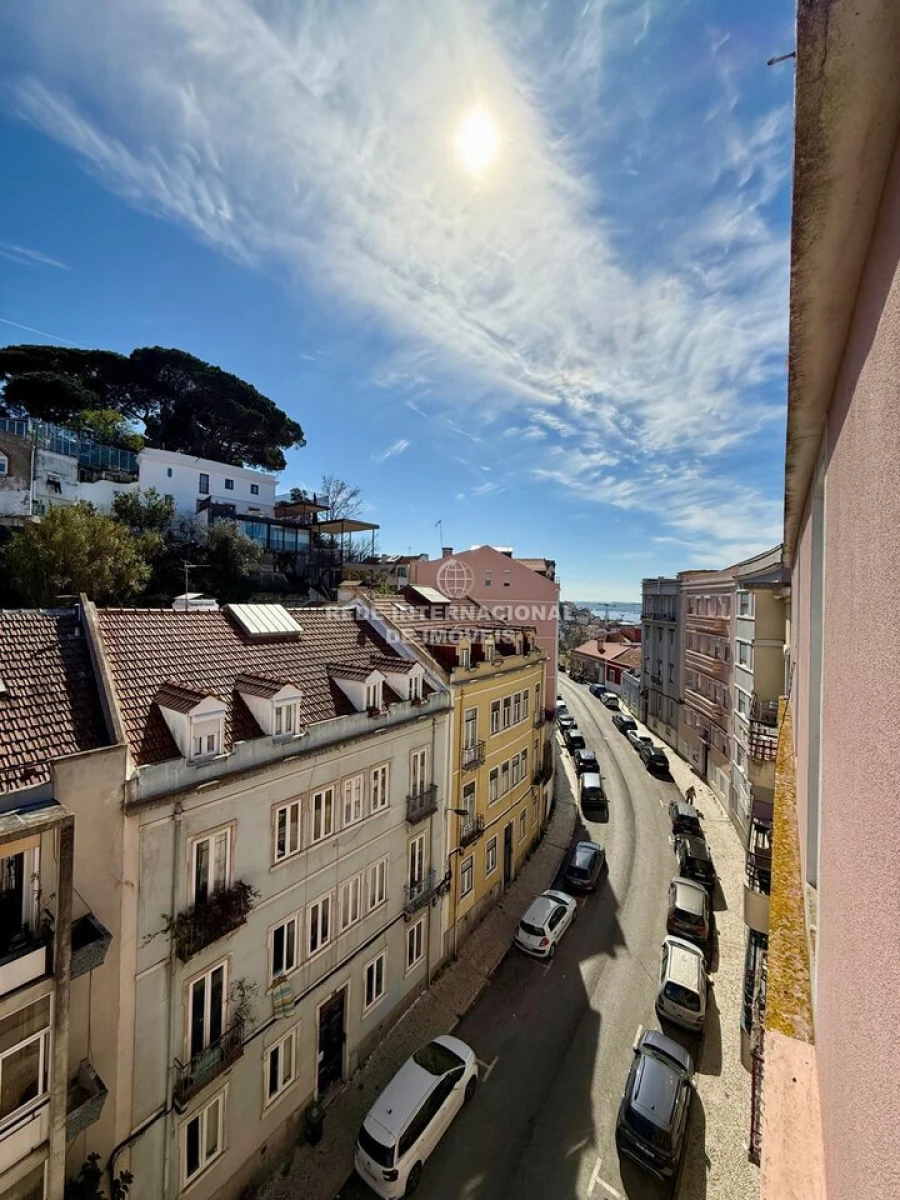 Apartamento T3 para Venda em Arroios Foto 4