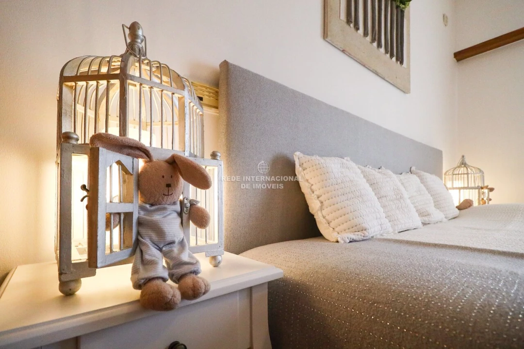 Moradia T4 para Venda em Alcabideche Foto 9