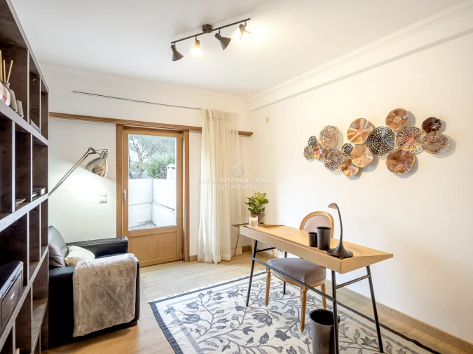 Moradia T4 para Venda em Alcabideche Foto 35