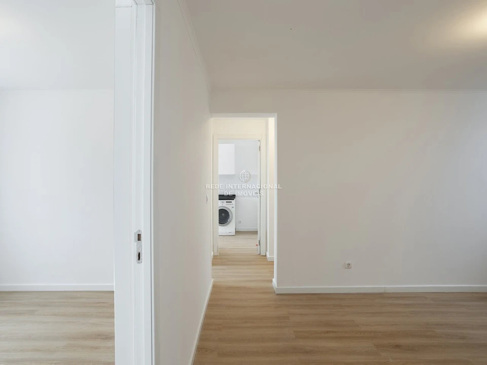 Prédio para Venda em Alcabideche Foto 14