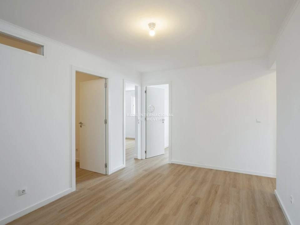 Prédio para Venda em Alcabideche Foto 8