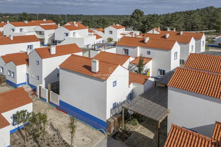 Moradia T2 para Venda em Carvalhal Foto 23