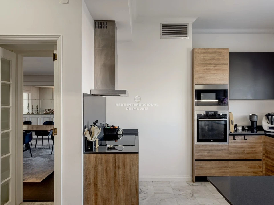 Apartamento T7 para Venda em Avenidas Novas Foto 33