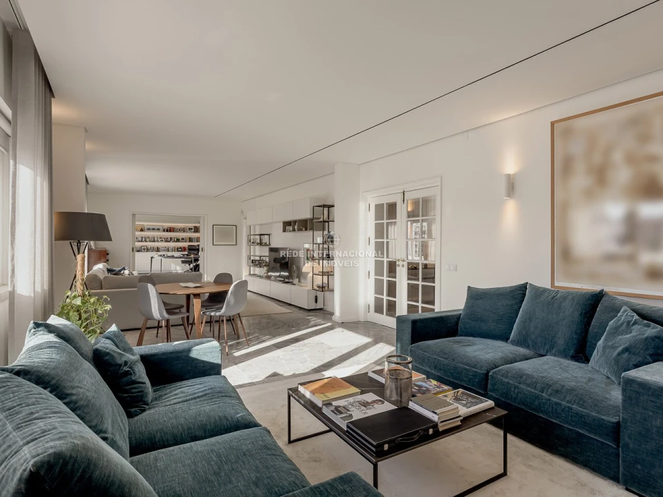 Apartamento T7 para Venda em Avenidas Novas Foto 15