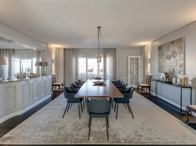 Apartamento T7 para Venda em Avenidas Novas Foto 35