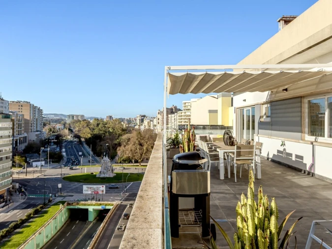 Apartamento T7 para Venda em Avenidas Novas Foto 2