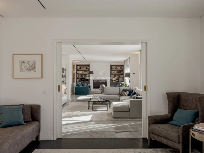 Apartamento T7 para Venda em Avenidas Novas Foto 19