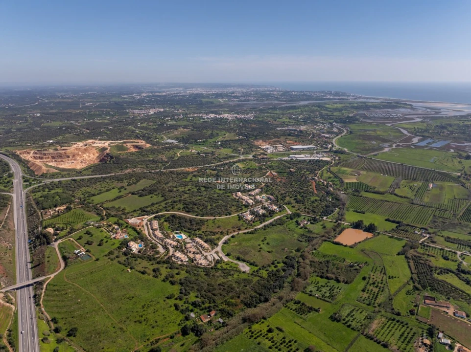 Terreno para Venda em Mexilhoeira Grande Foto 6