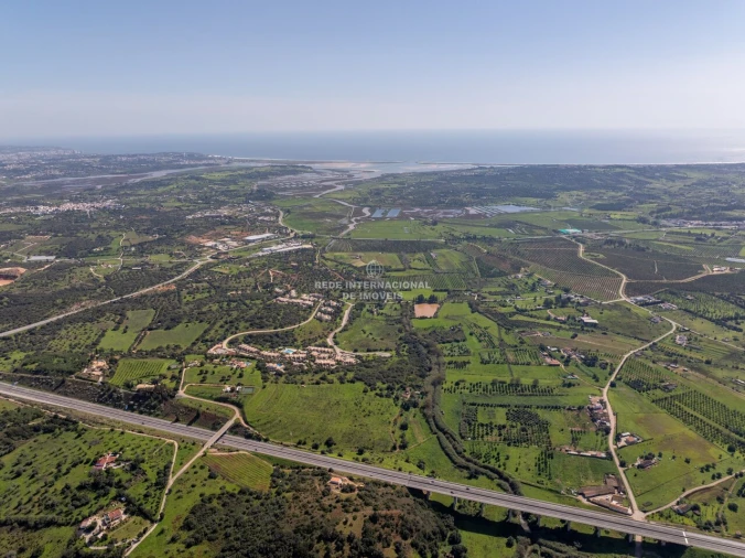 Terreno para Venda em Mexilhoeira Grande Foto 1