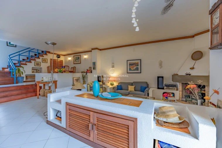 Moradia T4 para Venda em Albufeira e Olhos de Água Foto 12