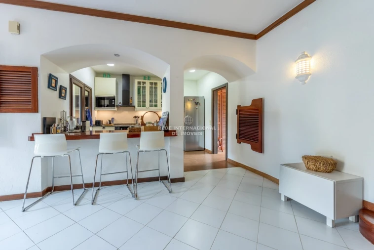 Moradia T4 para Venda em Albufeira e Olhos de Água Foto 11