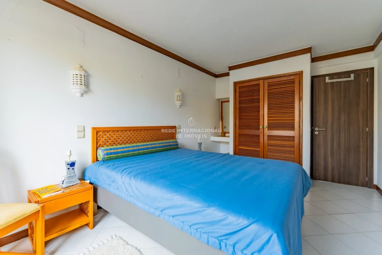 Moradia T4 para Venda em Albufeira e Olhos de Água Foto 7