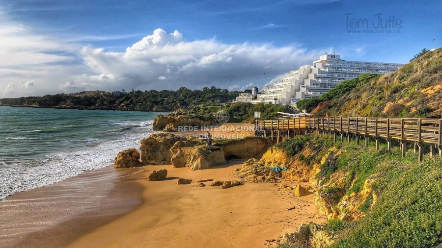 Moradia T4 para Venda em Albufeira e Olhos de Água Foto 17