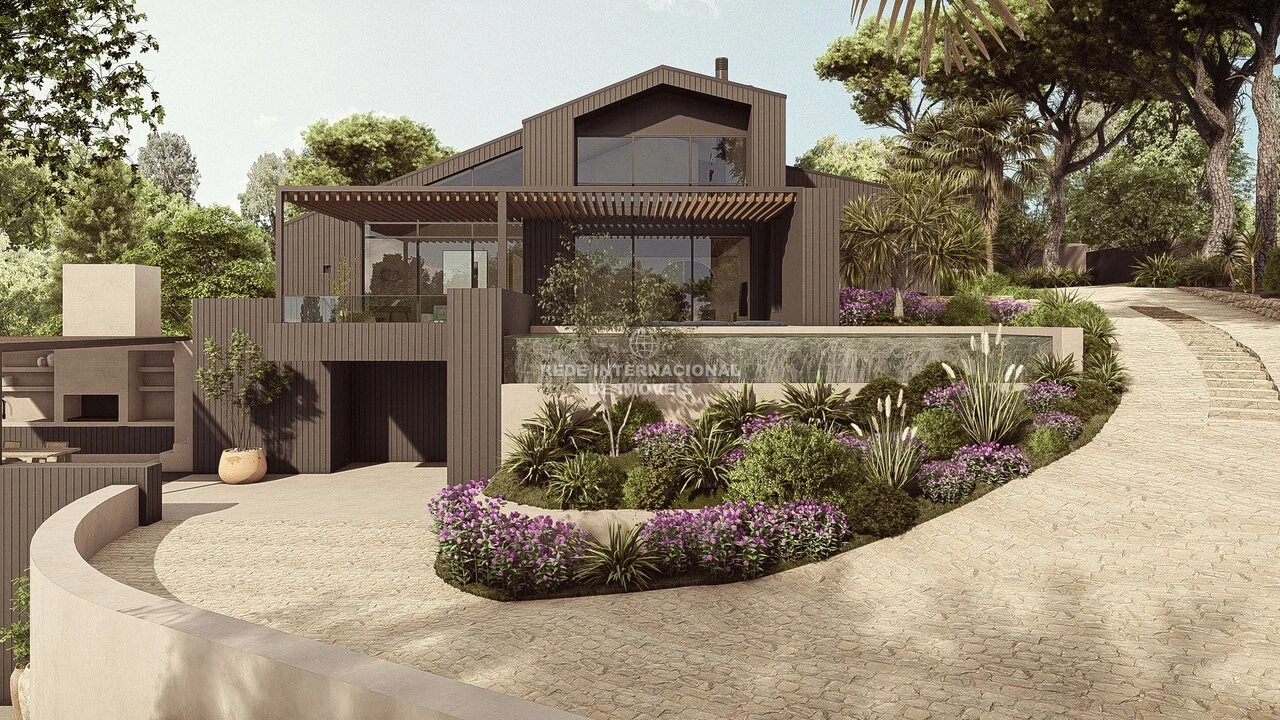 Moradia T4 para Venda em Colares Foto 9