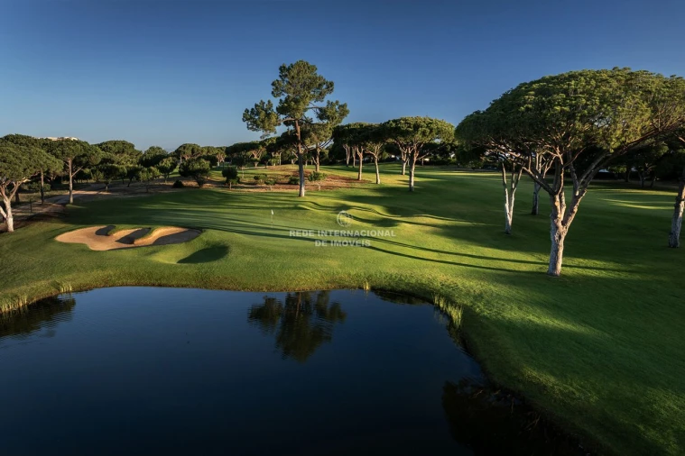 Moradia T3 para Venda em Quarteira Foto 15