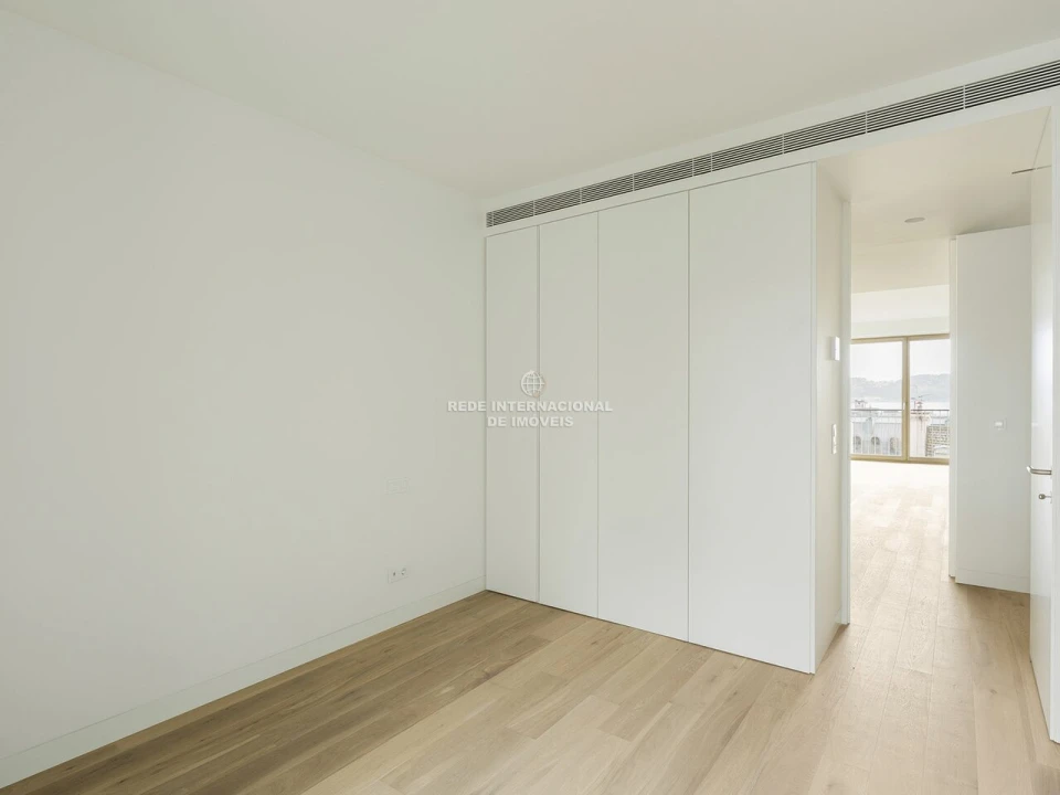 Apartamento T2 para Venda em Estrela Foto 15