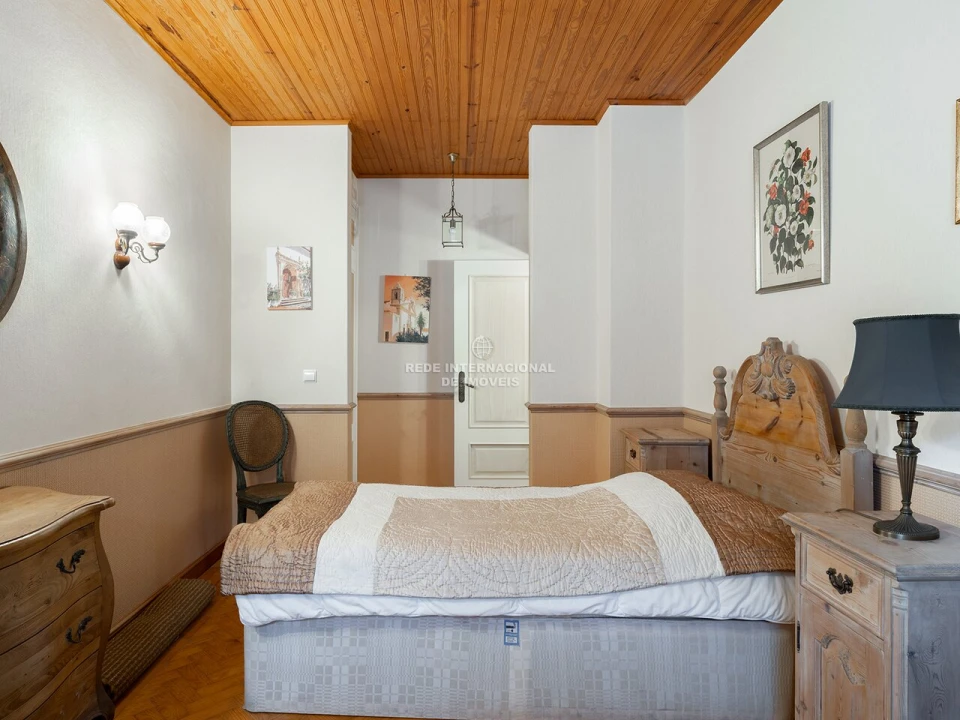 Moradia T3 para Venda em Colares Foto 14