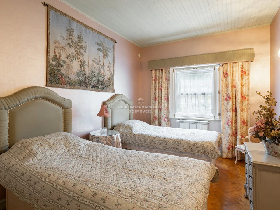 Moradia T3 para Venda em Colares Foto 11