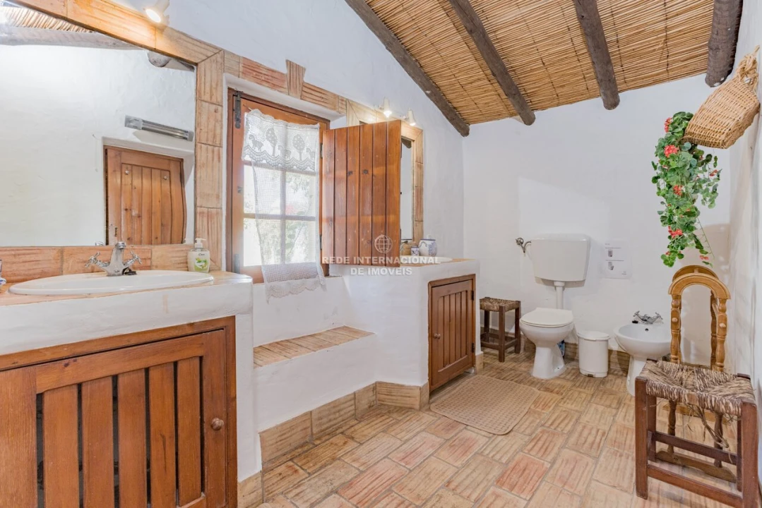 Moradia T7 para Venda em Boliqueime Foto 37