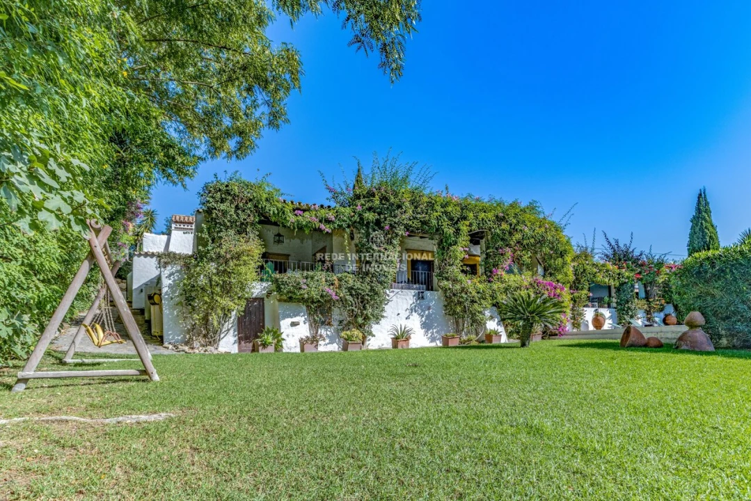 Moradia T7 para Venda em Boliqueime Foto 4