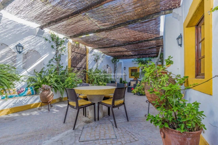 Moradia T7 para Venda em Boliqueime Foto 5