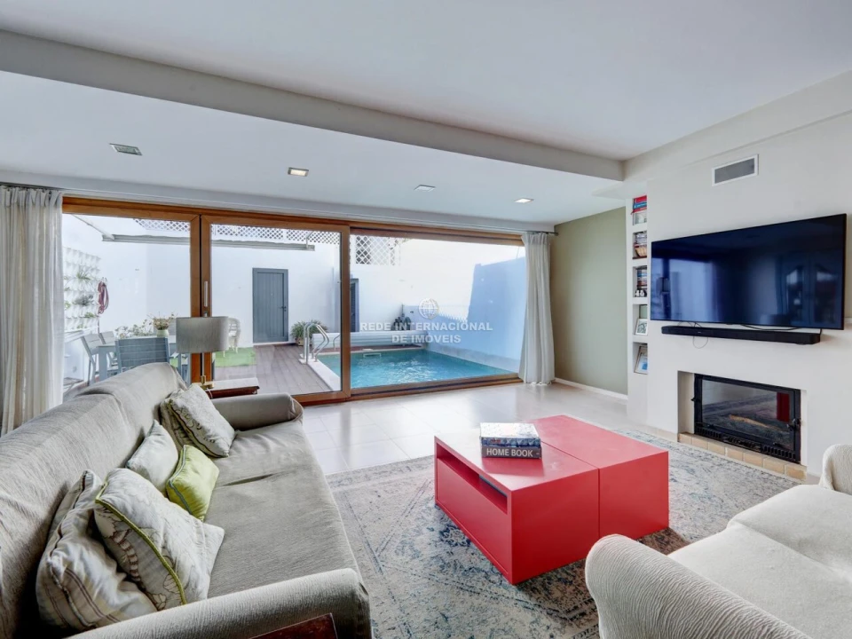 Moradia T5 para Venda em Ajuda Foto 13