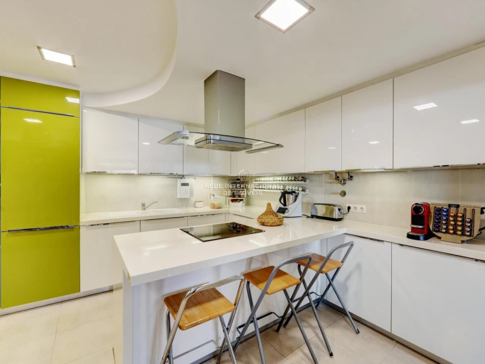 Moradia T5 para Venda em Ajuda Foto 31