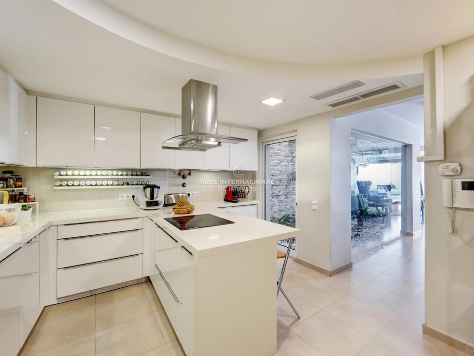 Moradia T5 para Venda em Ajuda Foto 33