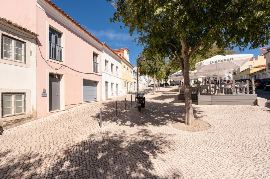 Moradia T5 para Venda em Ajuda Foto 30