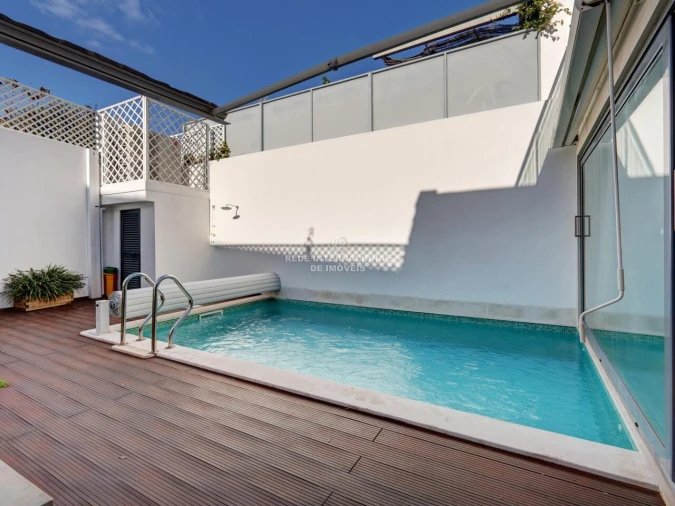 Moradia T5 para Venda em Ajuda Foto 4